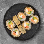 Горячие роллы с доставкой в Минске.